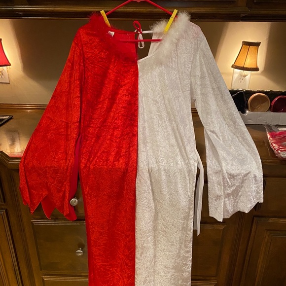 Naughty but Nice Costume Devil/Angel w/wings - Picture 2 of 16